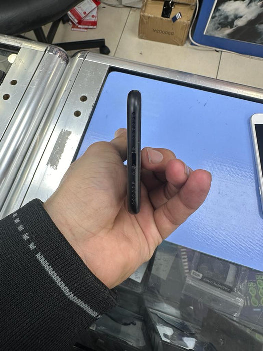 iPhone 7 Black Used