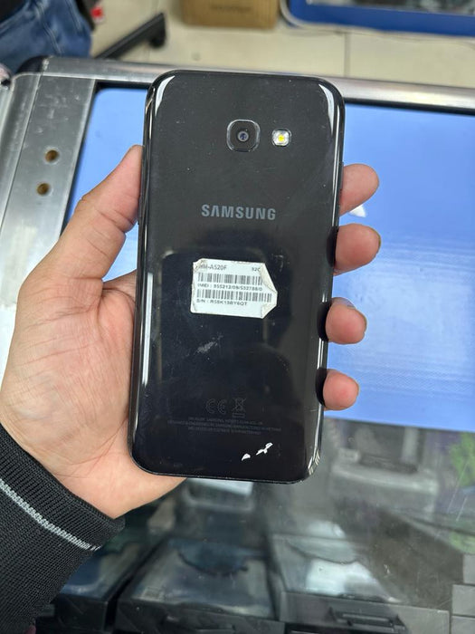 Samsung Galaxy A520
